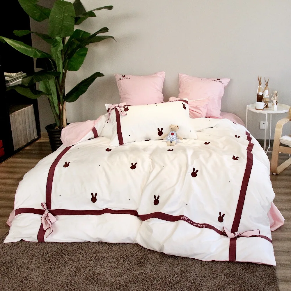 

New 4Pieces beige Queen King rabbit Embroidery Bedding sets 60S Egyptian cotton Duvet cover Bed sheet set Pillowcase for girls