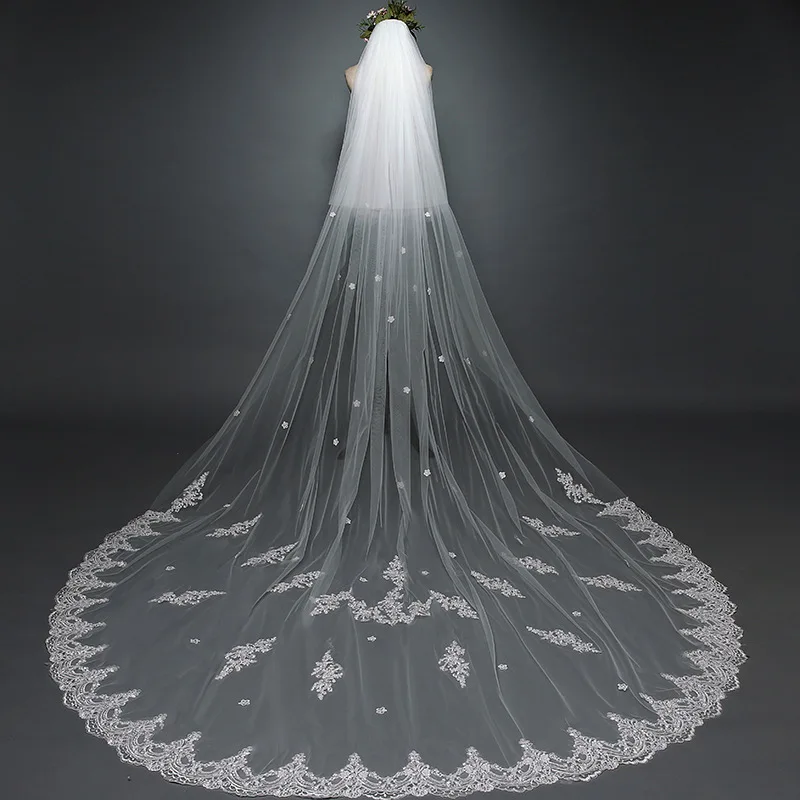 

2020 New Arrival 3 Meter Cathedral Wedding Veils Long Lace Edge Bridal Veil with Comb Two Layers Veil With Front Veil