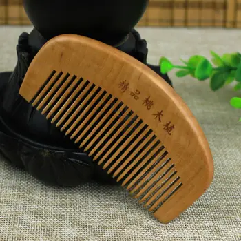 

500 PCS Customized Hair Combs Engraved Your Logo Natural Peach Wood Wooden Comb Anti-Static Beard Comb Pocket Comb 10*5.2*1.0