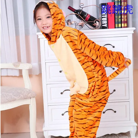 22 новые стильные детские пижамы, зимние фланелевые пижамы для мальчиков и девочек с изображением единорога Пикачу, кота Пегаса, комбинезон, детская одежда для сна - Цвет: Jump tiger