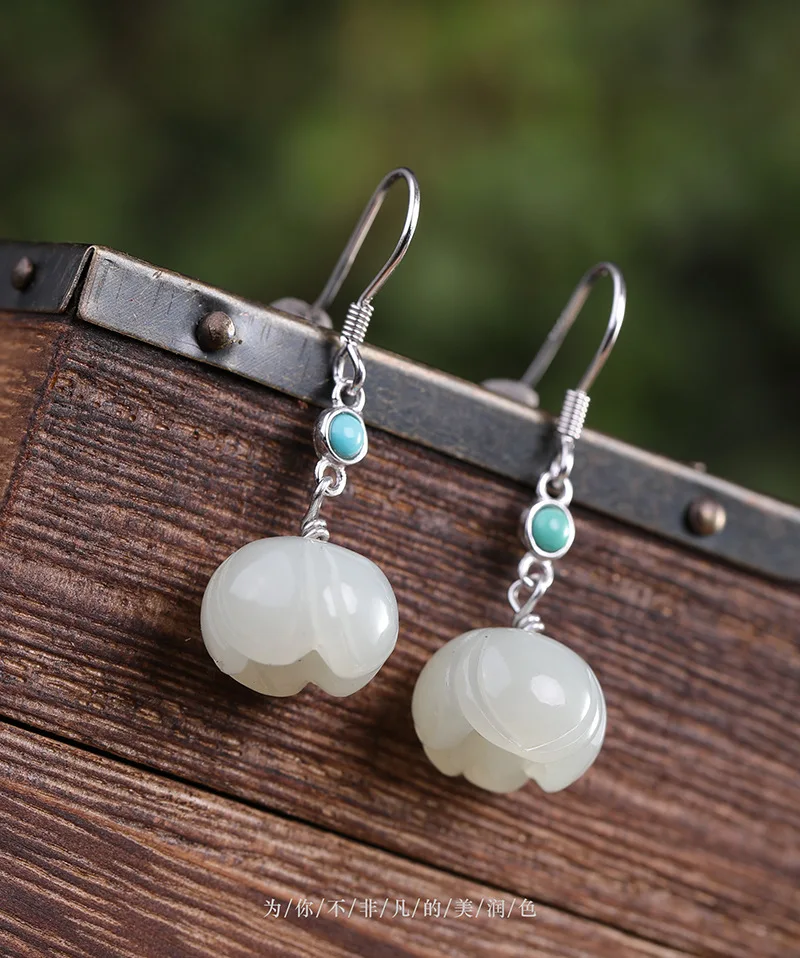 

S925 sterling silver natural retro South red natural stone personality pumpkin simple wild female earrings