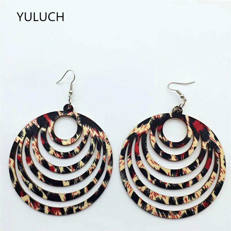

new design personality Throad latest good quality round wood colorful Leapord wood earrings jewelry pair 2016