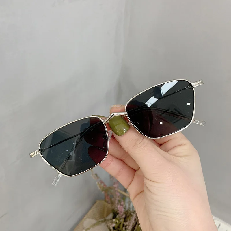 

CHAIAI BRAND Small Square Sunglasses Women Sexy MS Sun Glasses Metal Frame Eyeglasses gafas de sol hombre UV400