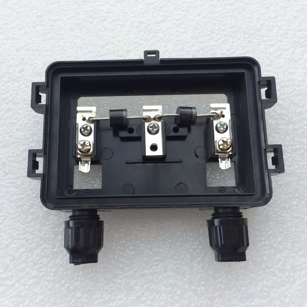 Cumpără Surse de alimentare  5pcs/Lot Wholesale 70W-130W Solar Panel  Junction Box Connector with 2 Diode (12A,45V) , IP65 Waterproof,130W  Junction Box