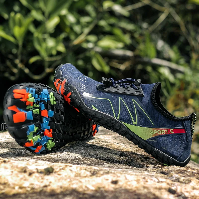 أحذية ماء الرجال أكوا الشاطئ الأحذية زائد حجم السباحة حافي القدمين في الهواء الطلق الصنادل المنبع خفيفة الوزن النساء البحر الغوص رياضة الرج...