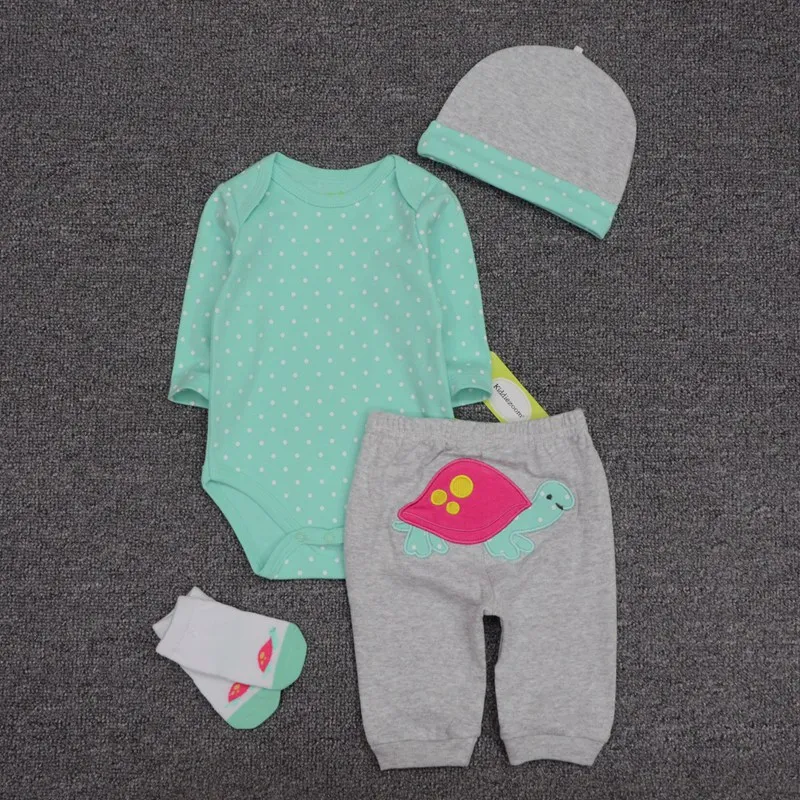 Комплект пижамы для детей осень для новорожденных; комбинезон для младенцев мальчиков девочек+ Штаны+ комбинезон на бретелях+ Носки комплекты одежды из 4 предметов, комплект детской одежды Костюмы