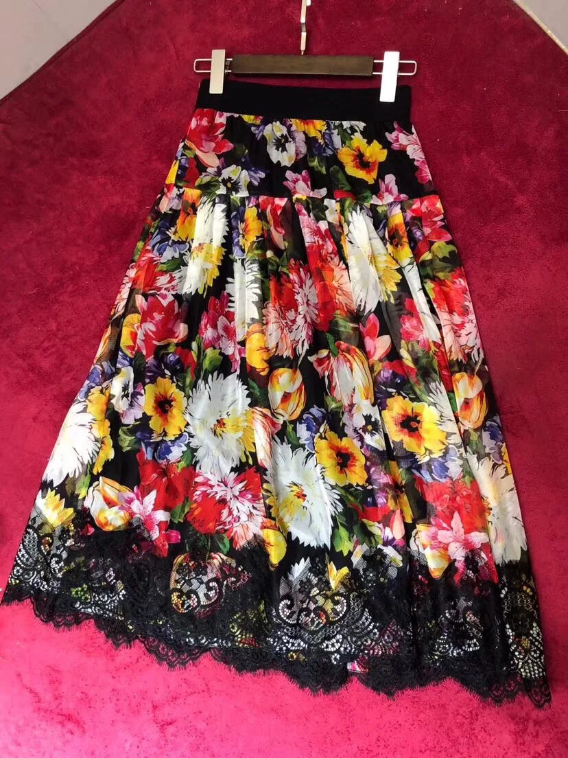 Для женщин девушки взлетно-посадочной полосы бренд fahsion шифоновая юбка с цветами Черная кружевная окантовка низ гофрированные длинные юбки лето-весна