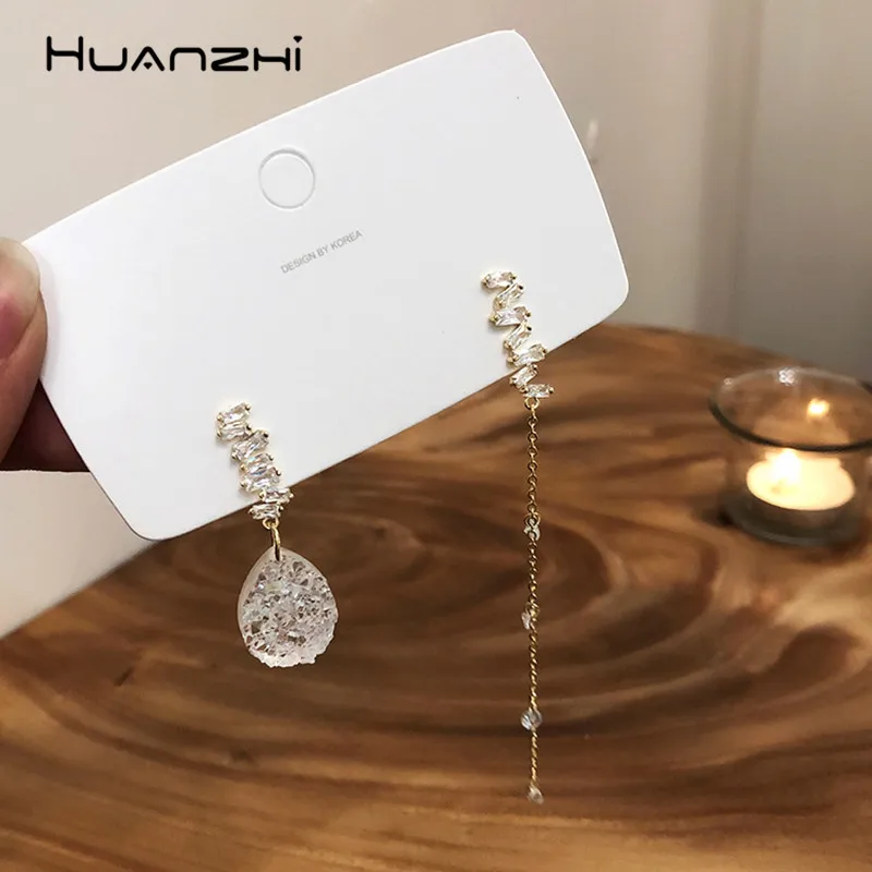 

HUANZHI 2019 Trendy Asymmetry Crystal Zircon Translucent Design Elegant Long Drop Earrings for Women Girl Wedding Gifts Jewelry
