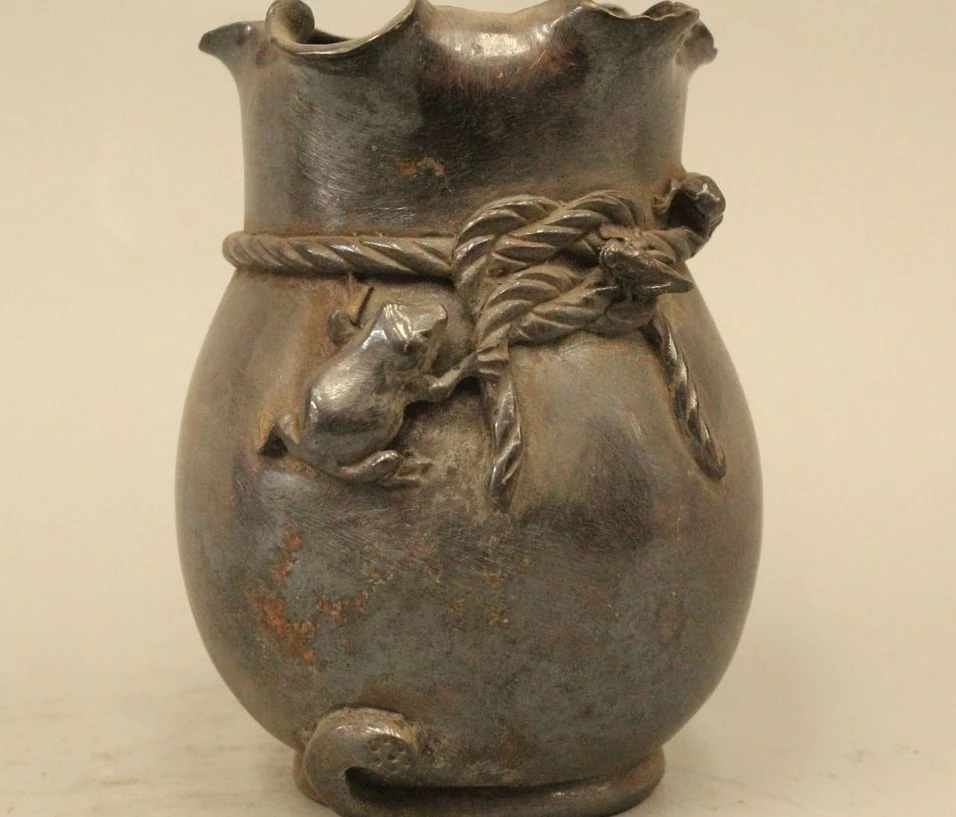 

4" China Chinese Dynasty Palace Pure Bronze frog Brush Pot Pencil vase Statue