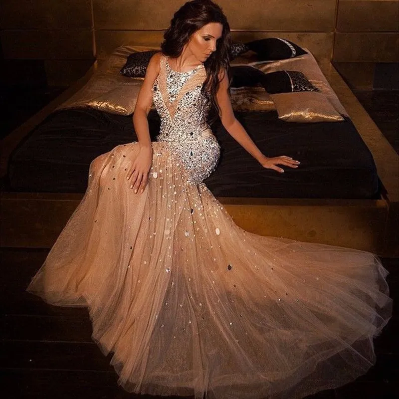 Resultado de imagen de vestidos de pedreria