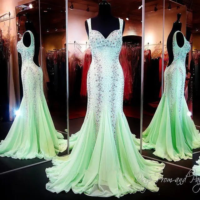

Gorgeous Shiny Beaded Crystals Backless Mermaid Aqua Green Chiffon Evening Dress