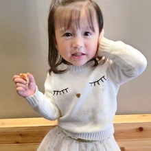 Famille Correspondant Tenues Mère et Fille Porter Maillots Maillots Blancs Cils pour Maman et Enfants Mode Cardigan Chandails