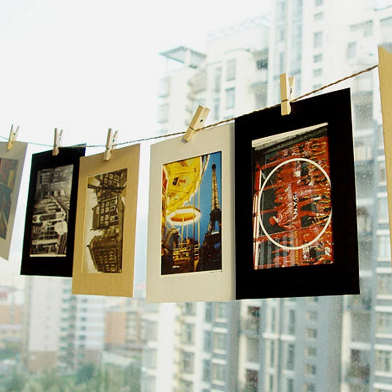

Hanging Wall Photos Picture Frame Kraft Paper with Wooden Clips and Rope DIY Kraft Paper Family Photo Frame Set Home Decoration