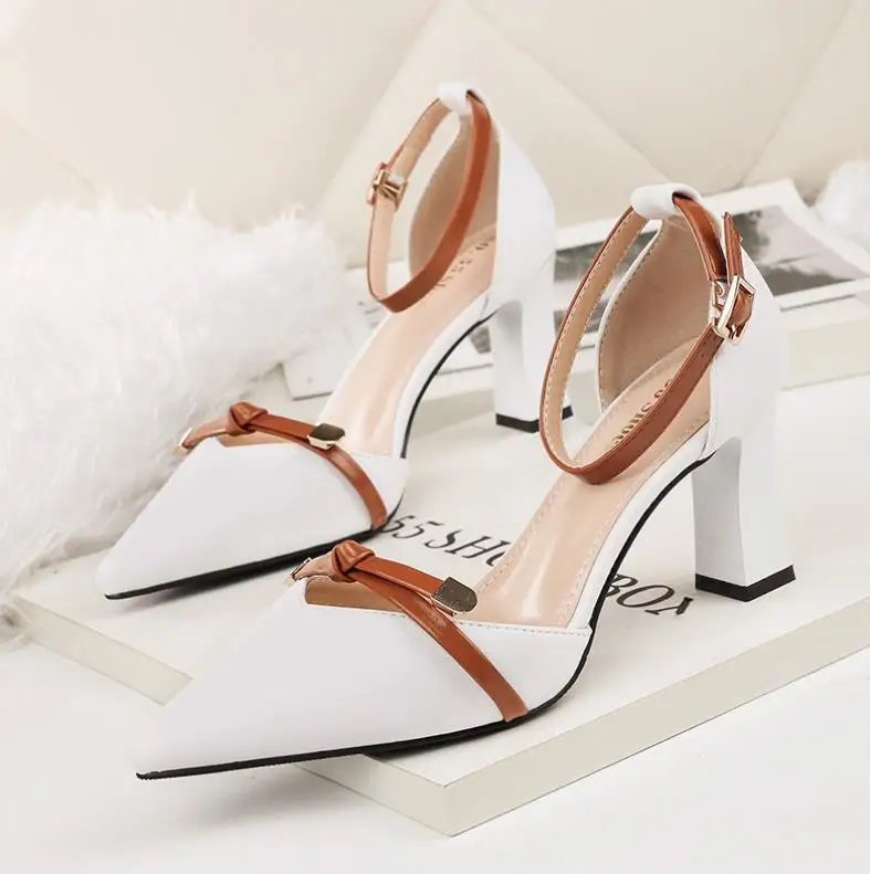

2019 new spring and autumn fashion small fresh bow with a word high heel women's shoes