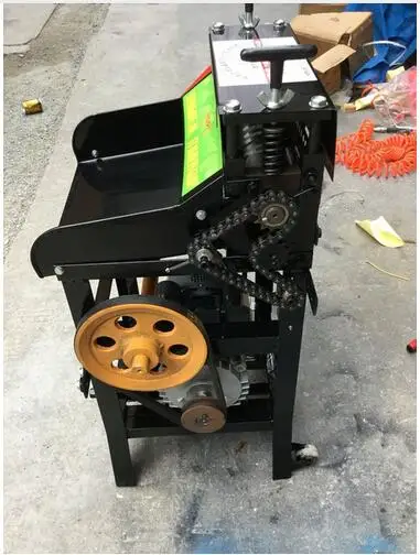 

Heavy Duty chain Wire Stripper Machine Scrap Cable and Copper Recycle Stripping