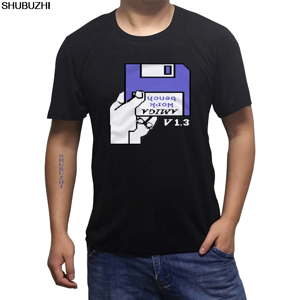 

T SHIRT COMMODORE C64 AMIGA GAME GAMER GAMING ATARI WORKBENCH CULT VINTAGE RETRO Harajuku Fashion Classic Unique sbz1471