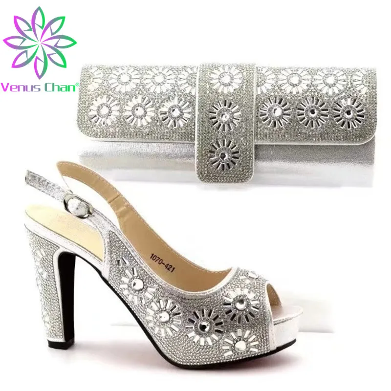 

Silver Color Large Size For African Ladies Shoes with Matching Bag Set for Party Wedding Shoes and Bag Set Low Heels Slippers