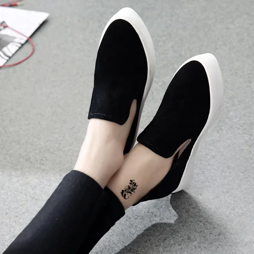 pointed toe platform sneakers