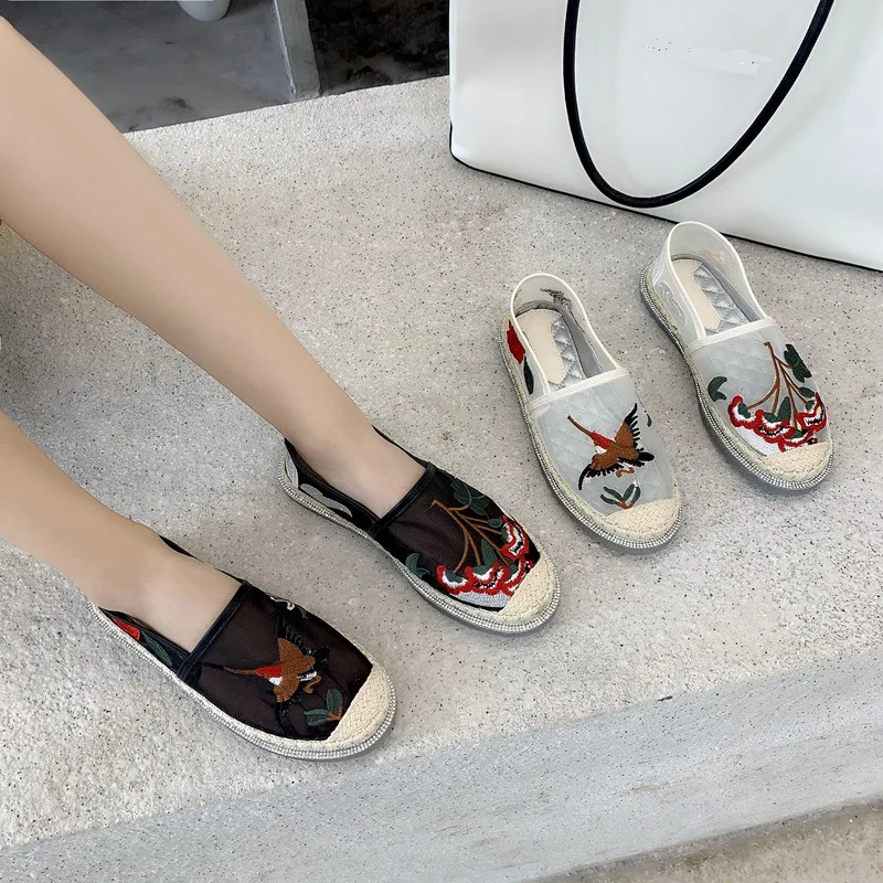 

Slip On Shoes For Women Round Toe Shallow Mouth Crystal Flats Slip-on Casual Woman Rhinestone 2019 Summer Women's Hand-Painted