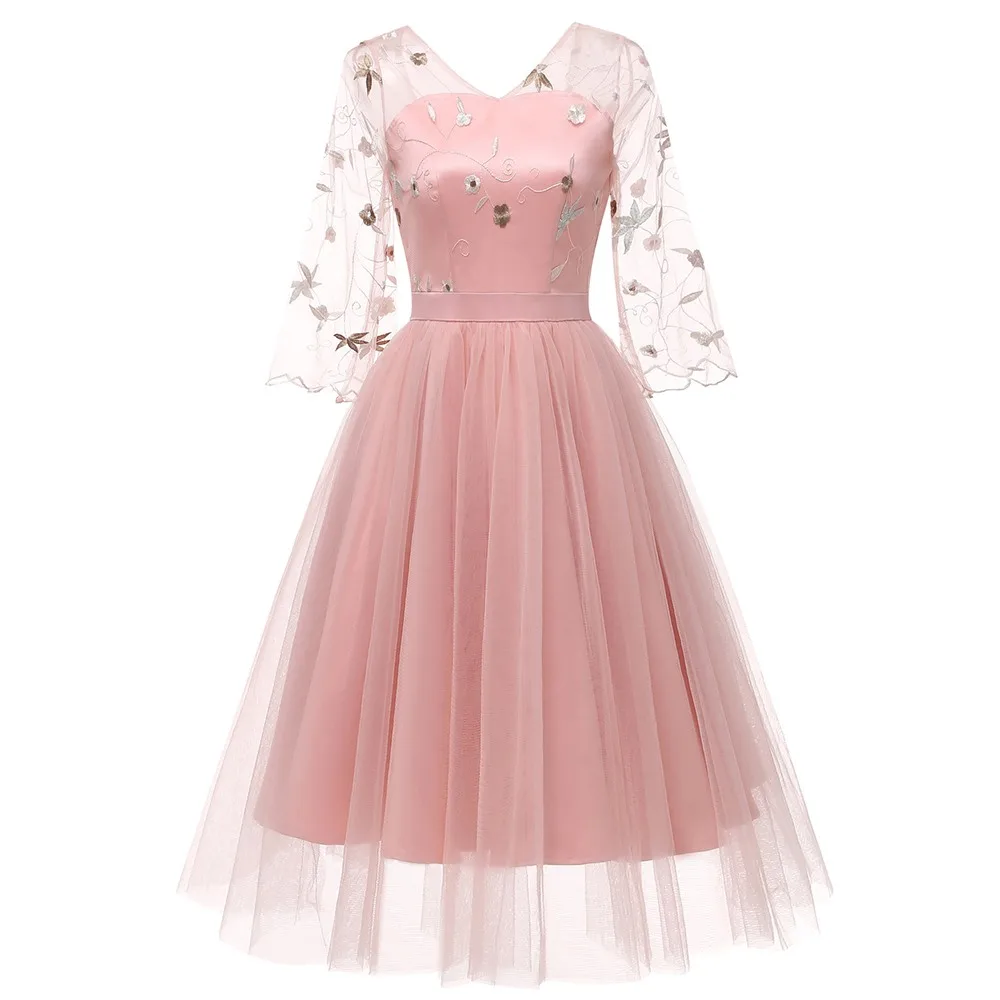 Для женщин сезон: весна–лето Вечеринка цветочной вышивкой розовое платье принцессы видеть сквозь сетки кружева аппликация бежевый платья с открытой спиной - Цвет: Pink Dress