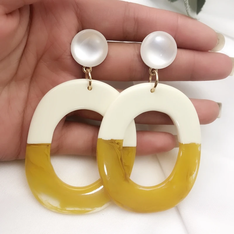 

2019 Autumn Winter New Retro Resin Geometric Round Big Drop Earrings for Girl Womem Fashion Hair Accessories