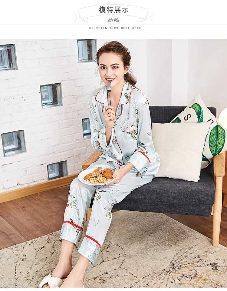 Новый Для женщин шелковый атлас Домашняя одежда Print Pajama Set длинный рукав пижама комплект Демисезонный Pijama feminino модные комплект одежды для