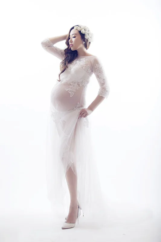 

Maternity photography theme Korean taste of pregnancy pregnant posture private art studio photos Perspective lace maternity dres