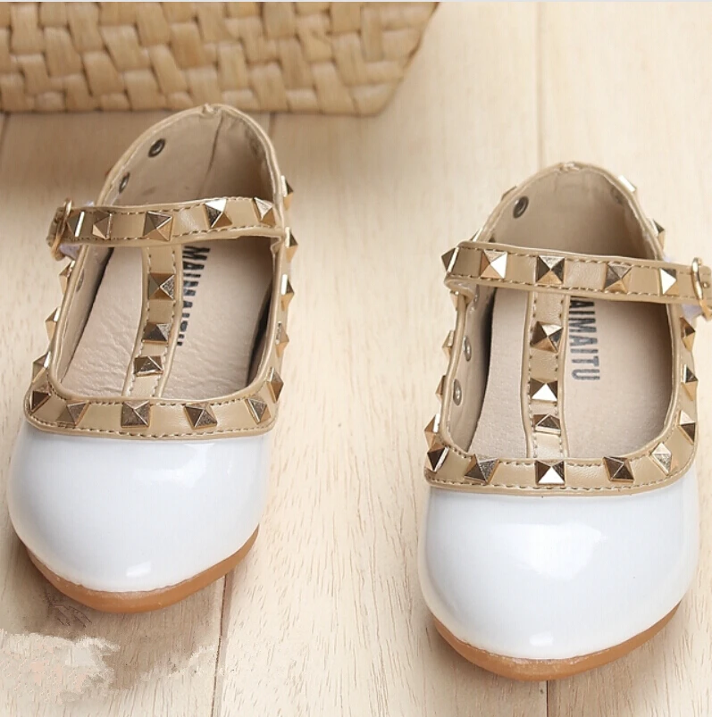 2016 New Kids sneaker Children Shoes Patent Leather Girl Flat Discount Shoes Size 6.5 7.5 8 8.5 9 9.5 10.5 11 11.5 12.5 13