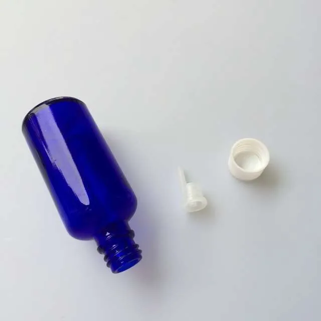 50ml Glass Skin Care Cream Bottles with White Cap Sealing up Packing Liquid Bottles Essential Oil