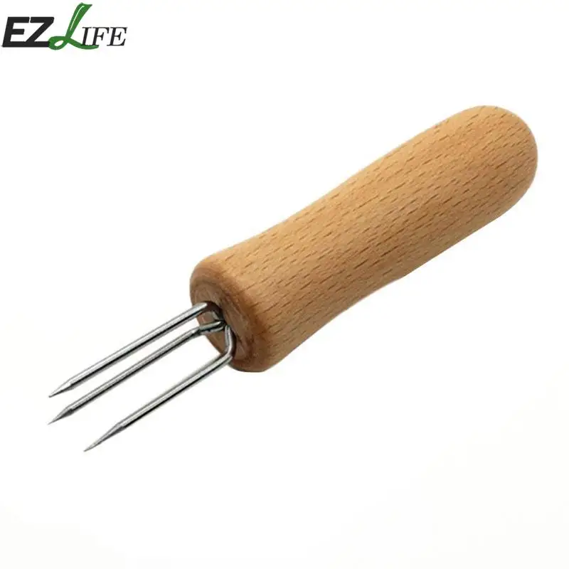 

4pcs/set Bbq Corn Holders Fork Multi-function Barbecue Corn Tools Wooden Handle Stainless Steel Fork Barbecue Supplies LJW5994