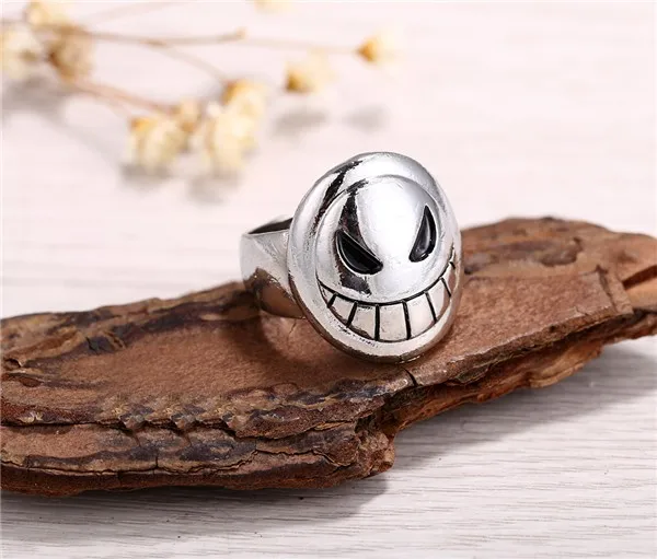 

Hot Anime One Piece high quality face shape Joker rigs punk style men jewelry simple design can dropshipping