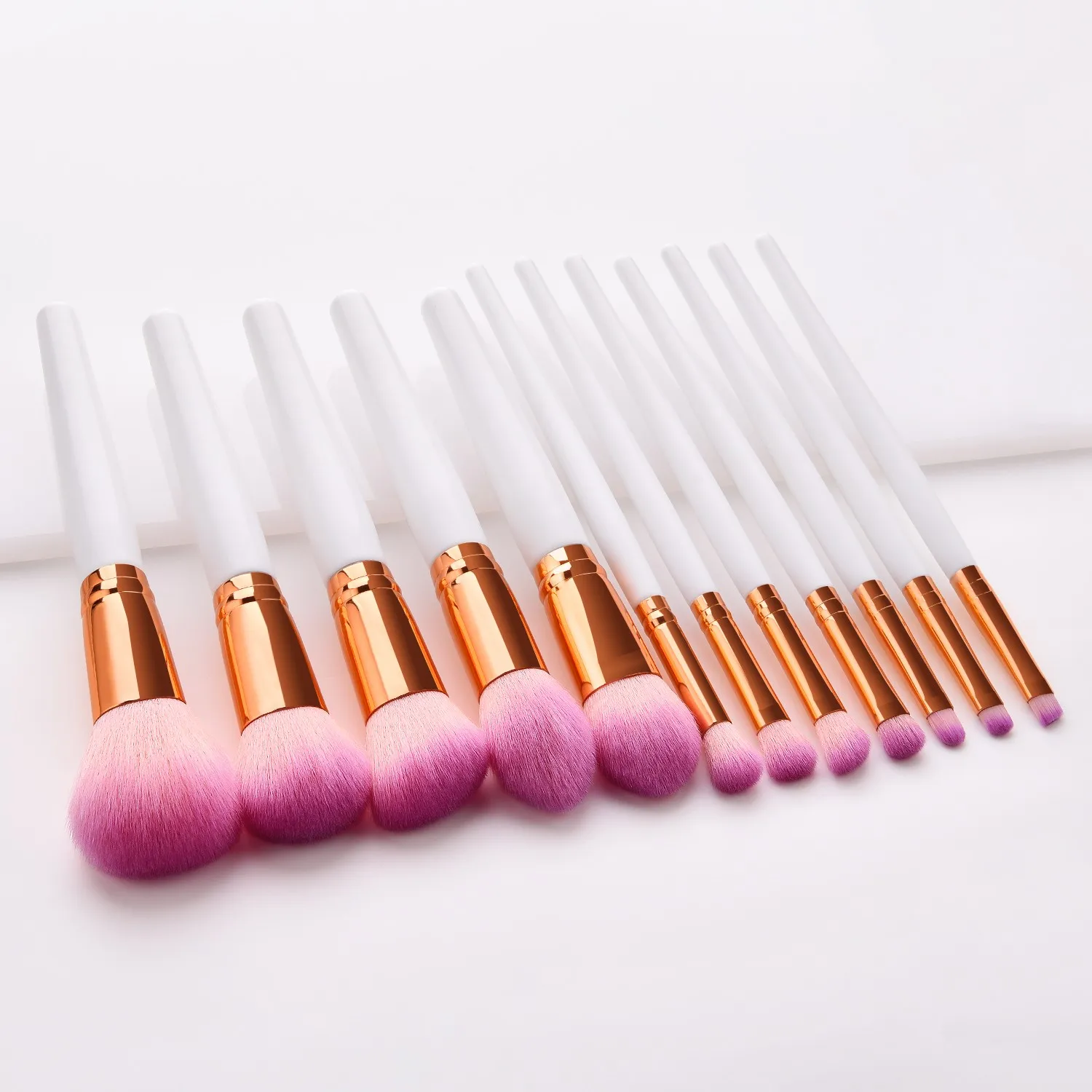 

Pink Makeup Brushes Set Pincel Maquiagem Powder Eye Kabuki Brush Complete Kit Cosmetics Beauty Tools with Leather CaseF6.19