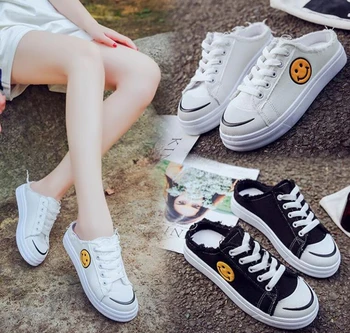 

Super Fire Slippers Girls New Version Fashion Harajuku Style Flat Canvas Shoes Street Shot Small White Shoes Lazy Slippers