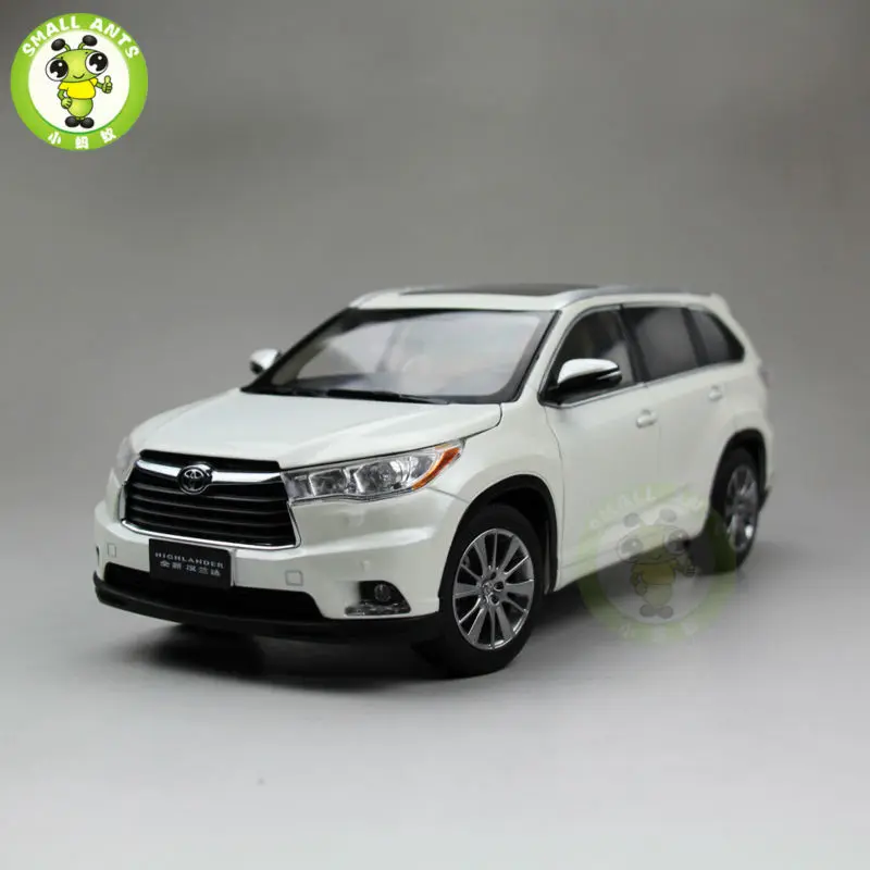 1:18 Highlander литая под давлением модель автомобиля SUV белого цвета