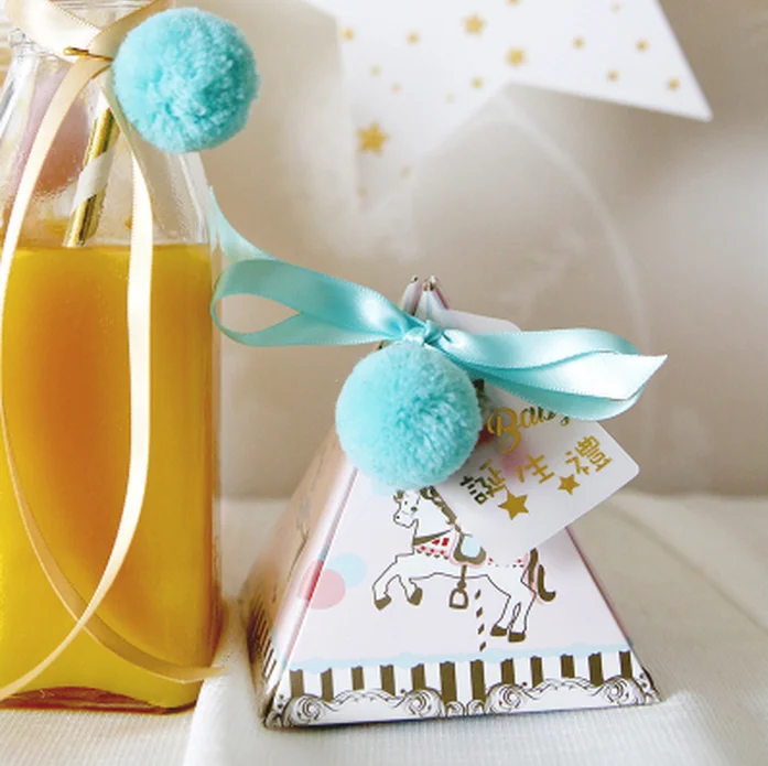 20 х розовый/синий треугольной пирамиды Baby Shower Коробки конфет дня крестильное платьице для малышей партия Подарочная коробка с Ленты и теги и шары