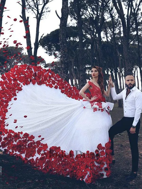 Красные и белые свадебные платья с объемными цветами ручной работы с баской, сексуальные женские платья с глубоким v-образным вырезом, женские платья для свадебной вечеринки