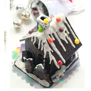 

4pcs/set 3D Christmas Gingerbread House Plastic Chocolate Mold Silicon Mould for Fondant Cake Decoration DIY Chocolate Mold