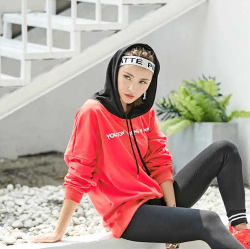 

2019 New Winter Women Hoodies Sweatshirts Casual Hooded Patchwork Letter Pullovers Hoodies Women Tops Red Black