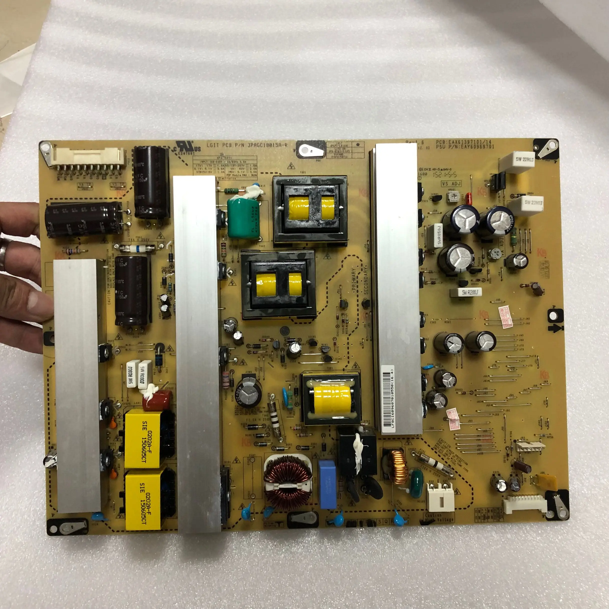 ТВ-приставка EAY60968701 EAX61397101 3PAGC10015A-R 1 шт. оригинальное качество хорошее |