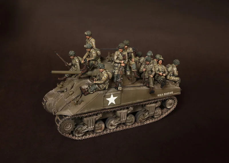 

1/35 US sit man on Sherman (NO TANK 14 figures) Resin figure Model kits Miniature gk Unassembly Unpainted