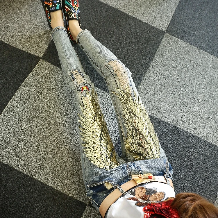 

2018 New Spring Autumn Fashion Women's Jeans Personality Sequins Wings Students Jeans Hole Slim Waist Female Denim Pencil Pants