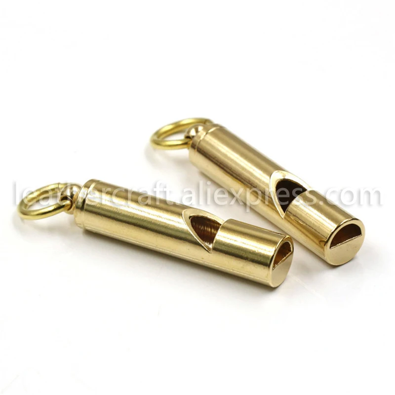Cylindrical 1x Pure brass polished Survival Whistle Cylindrical/ Bamboo shape Key Chain Decoration pendant Referee Whistle SOS Tool - Цвет: Cylindrical