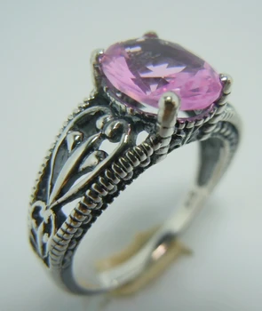 

1.8 CT sweet pink gems carved The ancient silver Hollow out pattern romantic personality ancient silver ring