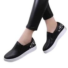 Nouveau printemps 2016 femmes toile mocassins Rivet noir plate – forme de goujons unique mode Casual appartements KJ311