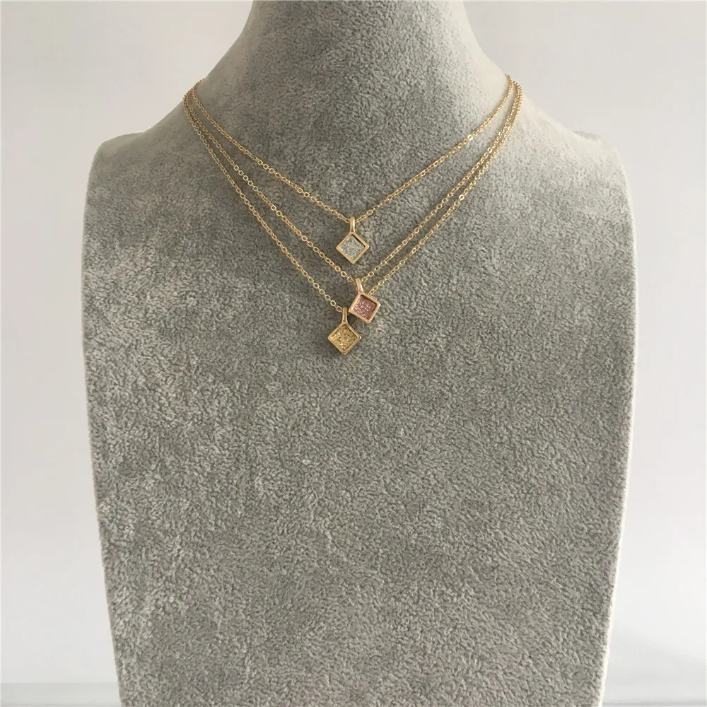 

LOVELY NECKLACE GOLD COLOR SILVER RED YELLOW SEQUIN SQUARE PENDANT LAYERED NECKLACE FOR WOMEN GIRL