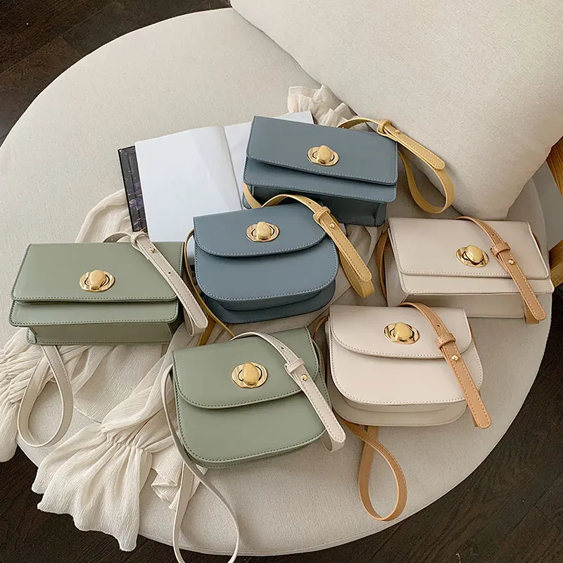 New small bag on female new summer han edition texture small party bags fashionable joker brim single shoulder bag