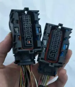 

1PCS Car connector FOR engine full vehicle wiring harness plug USED