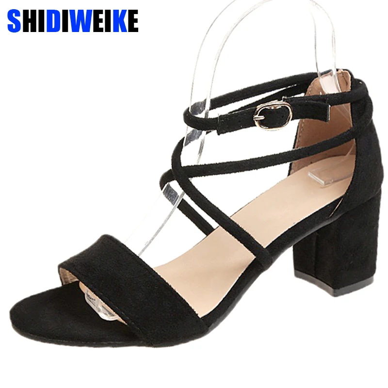 New Arrival Woman Square heel Sandals Woman Cross tied Ankle Wrap Shoes