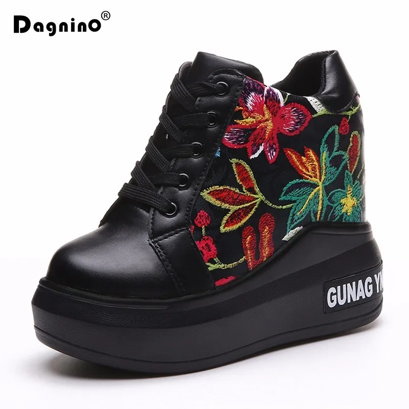 Женские кроссовки на высокой платформе DAGNINO дышащие из искусственной кожи весну