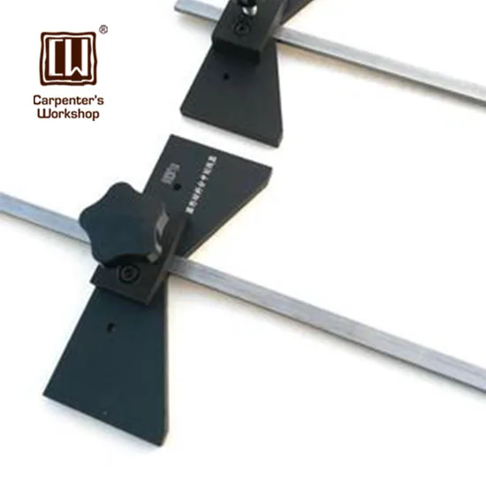 Woodworking Circular Material Points in The Scribe to Find The Center